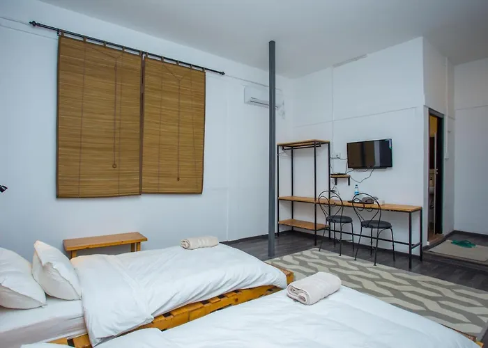 Yakety Yak Hostel